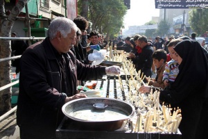 رسم شمع افروزی در اردبیل.jpg